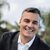 Dr. Rogerio Dias Dr. Rogerio Dias